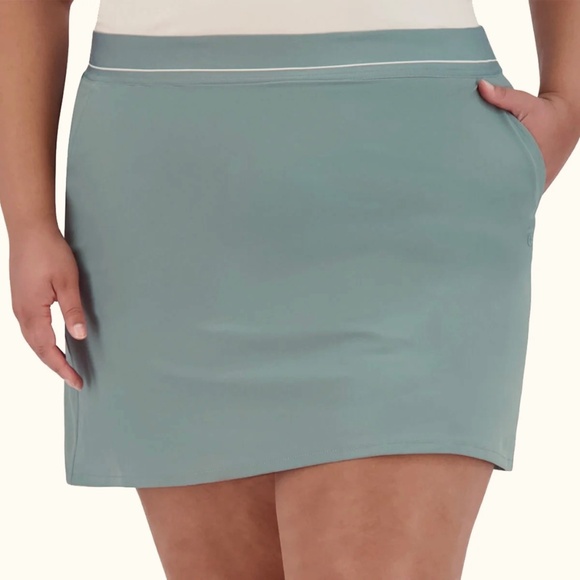 Soybu Resort Skort/Skirt with Shorts, Hand and Zippered Pockets, Green, XXL, NWT - Picture 1 of 15